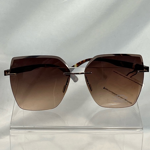 NWT - Oscar de la Renta Brown Gradient Rimless Sunglasses